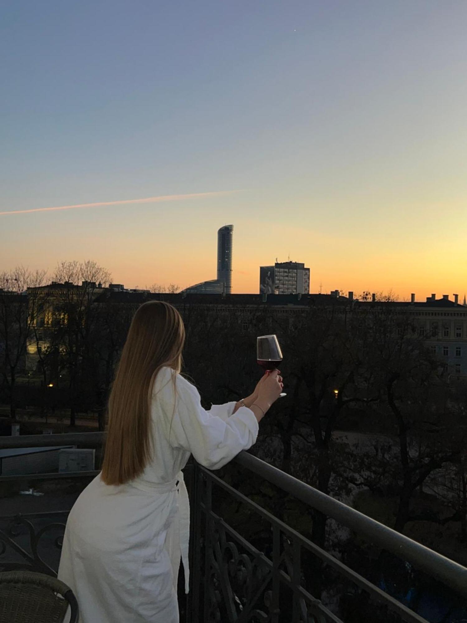 Joyinn Aparthotel Wrocław Eksteriør billede